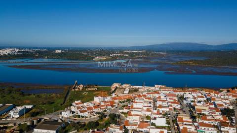Lote para construção de moradia em Mexilhoeira da Carregação.