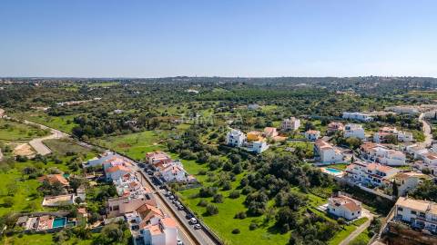 Oportunidade de Reabilitação de Moradia com (ARU) em Ferragudo