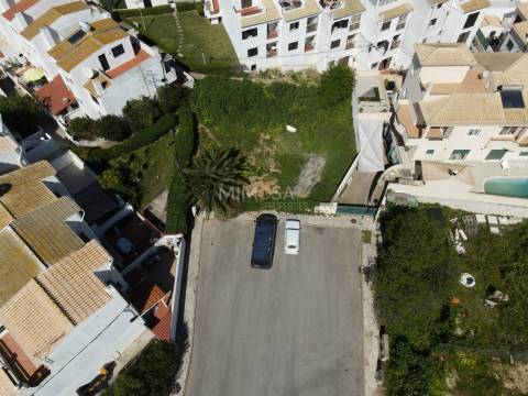 Terreno urbano virado a sul na Torraltinha, Lagos
