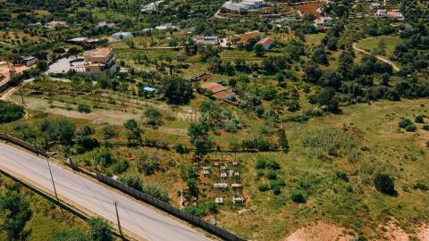 Terreno em Lagoa com projeto aprovado para  Casa de Campo
