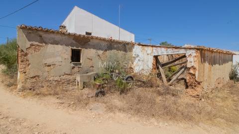 Ruina com Projeto Aprovado e Vista Panorâmica sobre Aljezur