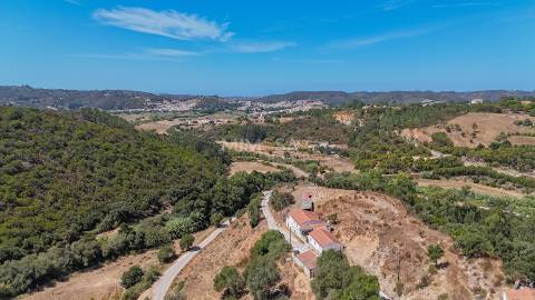 Ruina com Projeto Aprovado e Vista Panorâmica sobre Aljezur