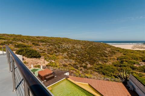 Moradia T7 com Vista para Praia no Espartal, Aljezur