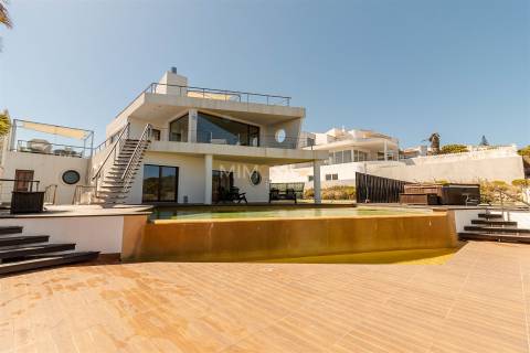 Moradia T7 com Vista para Praia no Espartal, Aljezur