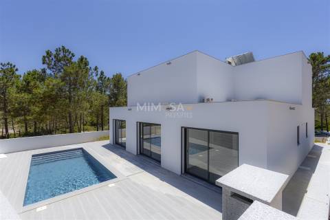 Luxuosa Moradia Independente com Piscina no Espartal – Aljezur