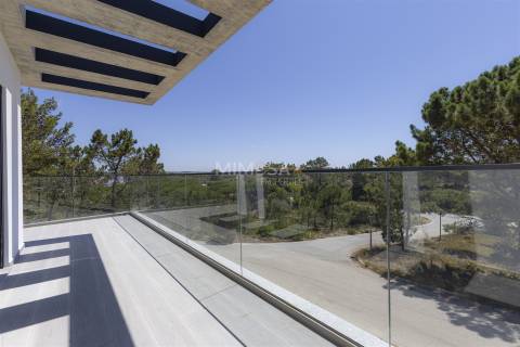 Luxuosa Moradia Independente com Piscina no Espartal – Aljezur