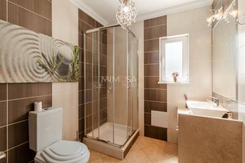 Moradia T4 com Piscina e Vista Mar no Vale da Telha, Aljezur