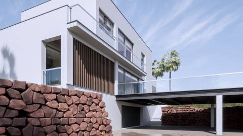 Moradia T4 de Luxo em Construção - Lagos