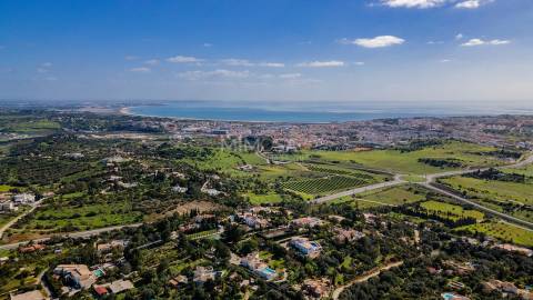 Moradia T4 de Luxo em Construção - Lagos