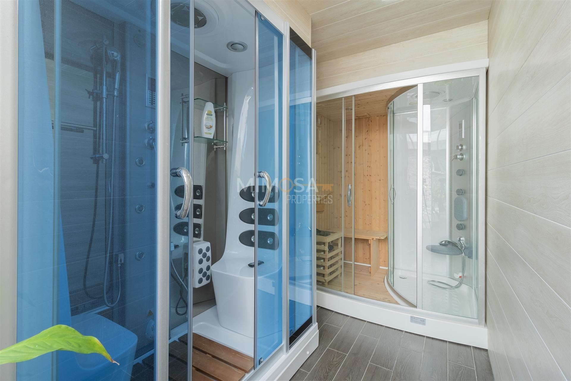 Moradia de Luxo com vistas desafogadas, Piscinas e Jardins - Lagos