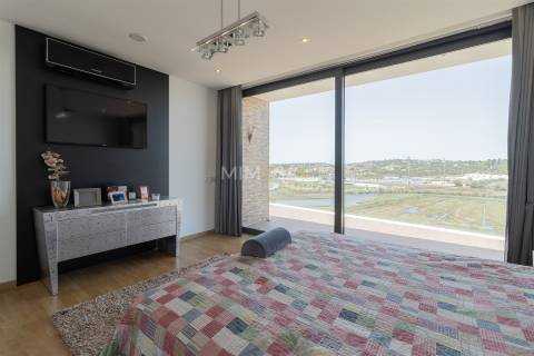 Moradia de Luxo com vistas desafogadas, Piscinas e Jardins - Lagos