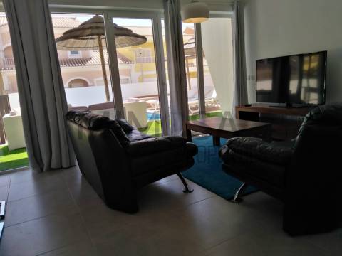 Moradia moderna t3 com piscina e perto da praia em Burgau, Lagos