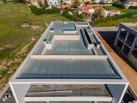 Moradia T4 de Luxo com Vista Mar e Piscina, Lagos