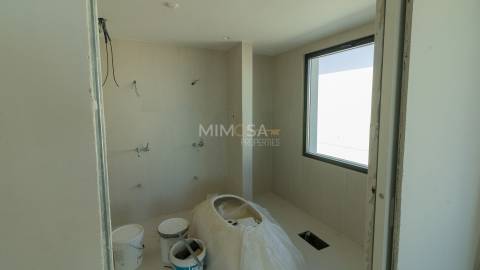 Moradia T4 de Luxo com Vista Mar e Piscina, Lagos