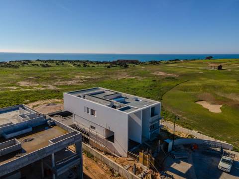 Moradia T4 de Luxo com Vista Mar e Piscina, Lagos