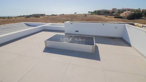 Moradia T4 de Luxo com Vista Mar e Piscina, Lagos