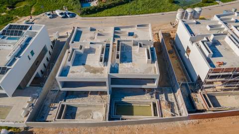 Moradia T4 de Luxo com Vista Mar e Piscina, Lagos