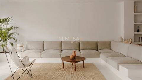 Quinta Espetacular em Aljezur: Oportunidade de Investimento Turístico