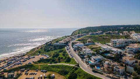 Apartamento de Luxo a 5 Min da Praia de Porto Mós – Lagos