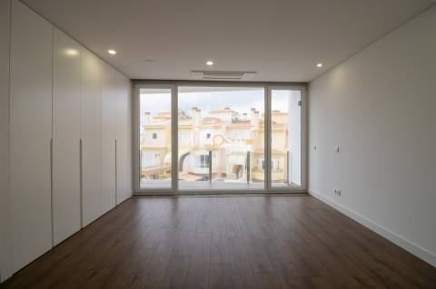 Nova Moradia de Luxo com vista Mar no Cerro das Mós, Lagos