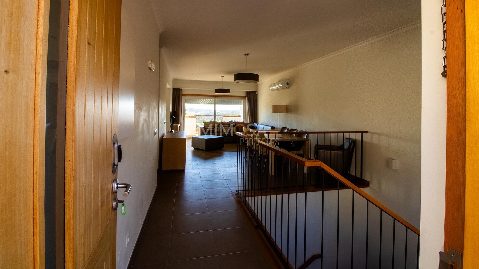 Moradia T3 em Banda – Arão, Mexilhoeira Grande