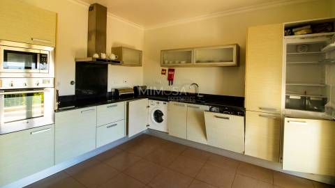 Moradia T3 em Banda – Arão, Mexilhoeira Grande