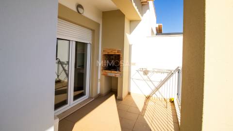 Moradia T3 em Banda – Arão, Mexilhoeira Grande