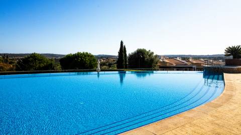 Moradia T3 em Banda – Arão, Mexilhoeira Grande