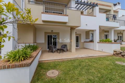 Moradia T3 em Banda – Arão, Mexilhoeira Grande