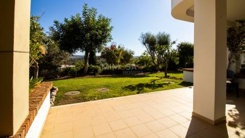 Moradia T3 em Banda – Arão, Mexilhoeira Grande