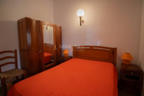 Moradia T3+2 com 3 Anexos Independentes em Alvor