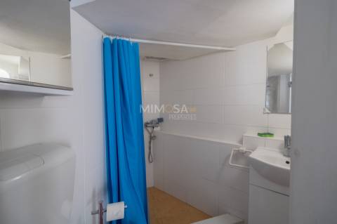 Moradia T3+2 com 3 Anexos Independentes em Alvor