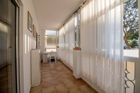 Charmoso Apartamento T1 em Localização Privilegiada de Lagos