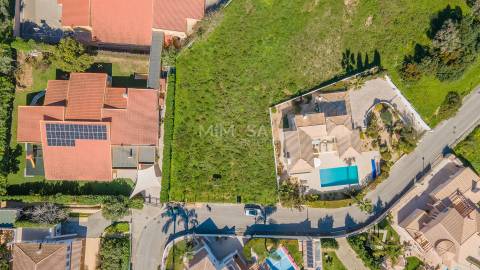 Fantástico terreno para construção de moradia, projeto perto da praia em zona privilegiada da cidade