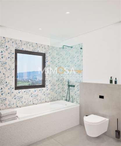 Nova Moradia de 4 Quartos em Suite em Porto de Mós, Lagos