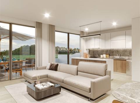 Moradia T3+1 Geminada em Construção – Estômbar