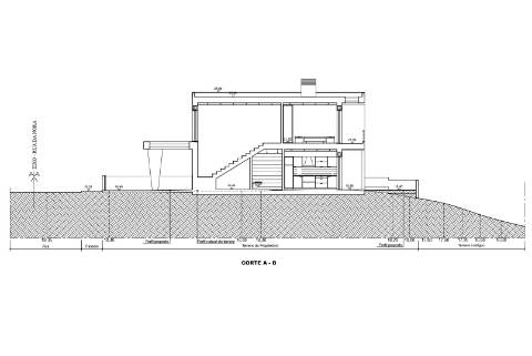 Moradia T3+1 Geminada em Construção – Estômbar