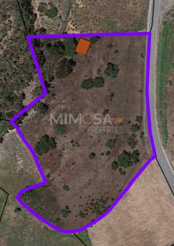 Terreno Misto  com Ruína para Reconstrução em Monchique