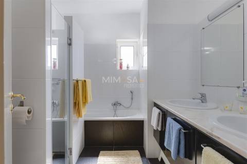 Moradia T3 com Vista Mar em Salema