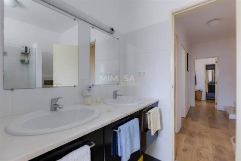 Moradia T3 com Vista Mar em Salema