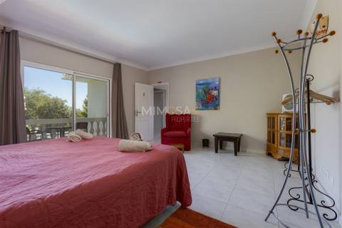 Moradia T5+2 com Vista Mar na Meia Praia, Lagos