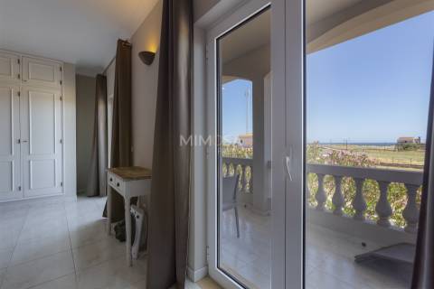 Moradia T5+2 com Vista Mar na Meia Praia, Lagos