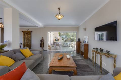 Moradia T5+2 com Vista Mar na Meia Praia, Lagos