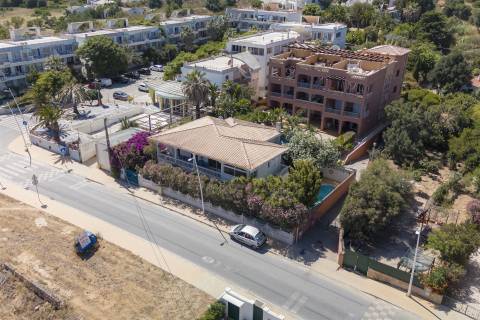 Moradia T5+2 com Vista Mar na Meia Praia, Lagos