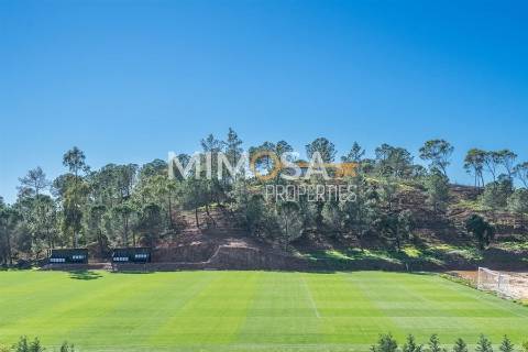 Apartamento moderno T3 com vistas deslumbrantes perto do Autódromo de Portimão