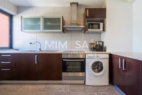 Apartamento moderno T3 com vistas deslumbrantes perto do Autódromo de Portimão