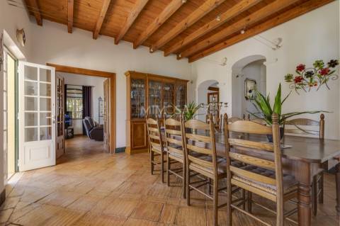 Moradia T5 de Charme com Piscina e Spa – Alcalar, Portimão