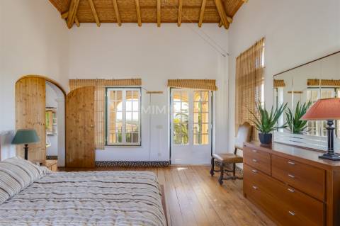 Moradia T5 de Charme com Piscina e Spa – Alcalar, Portimão