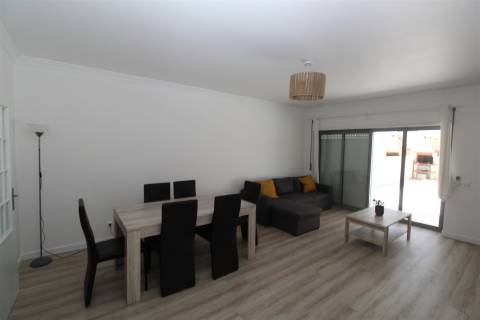 Apartamento T2 Arrendamento em Lagos (São Sebastião e Santa Maria),Lagos