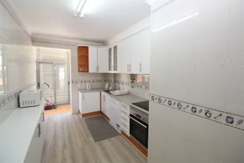 Apartamento T2 Arrendamento em Lagos (São Sebastião e Santa Maria),Lagos